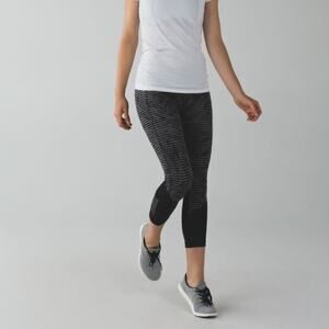 Lululemon Stripe Play Slate Black Full On Luxtreme Pace Rival Crop Leggings 6